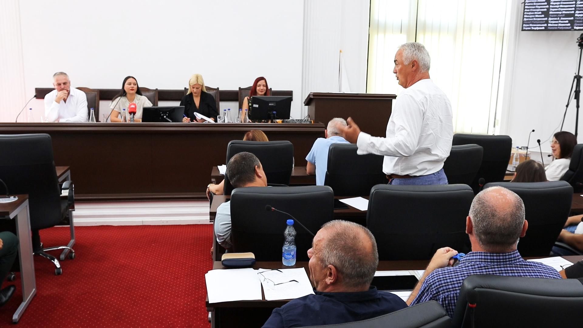 slike.00_14_24_17.Still048